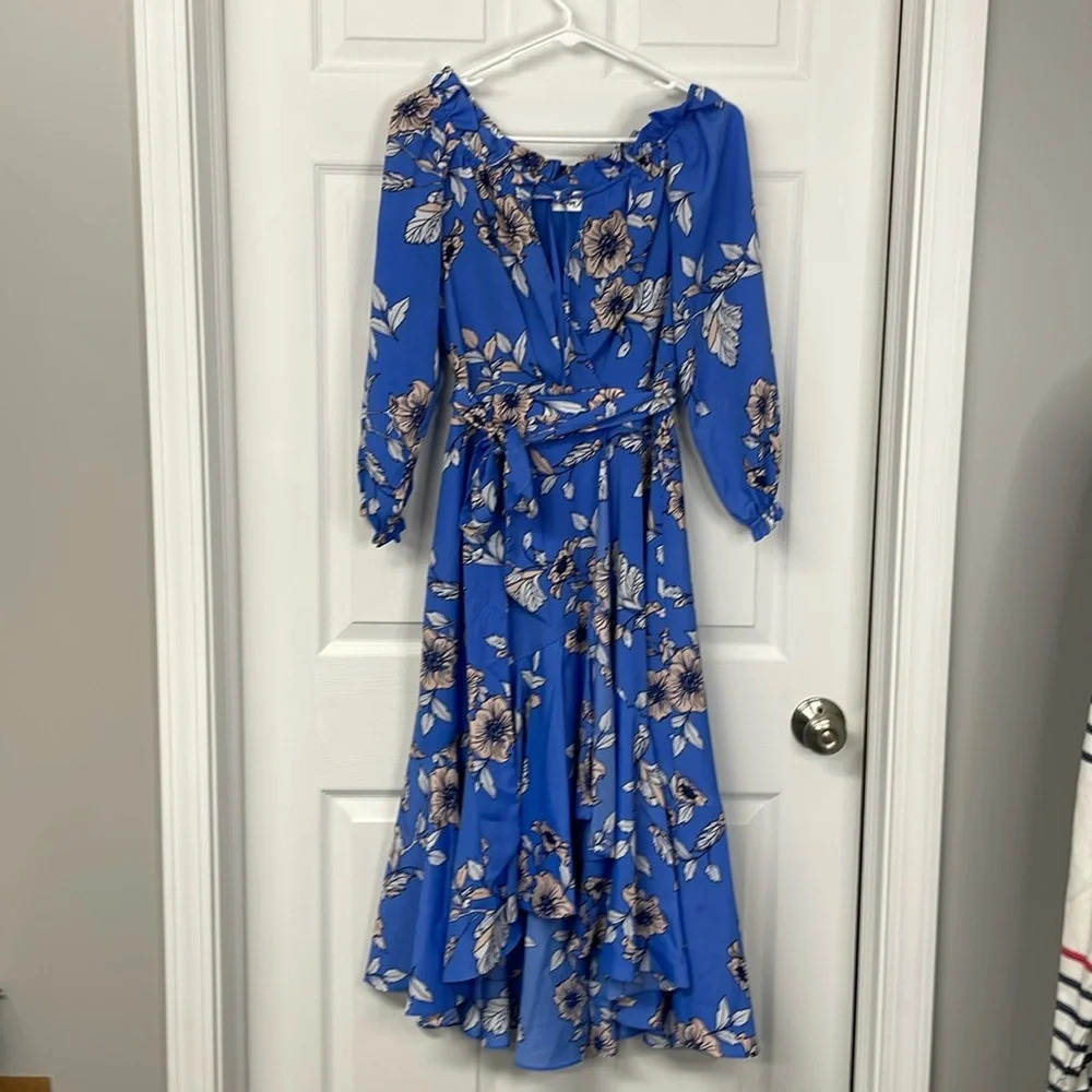 Eliza J Blue Floral Midi Dress